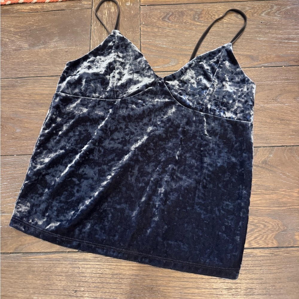 American Eagle Crushed Velvet Cropped Cami NWOT